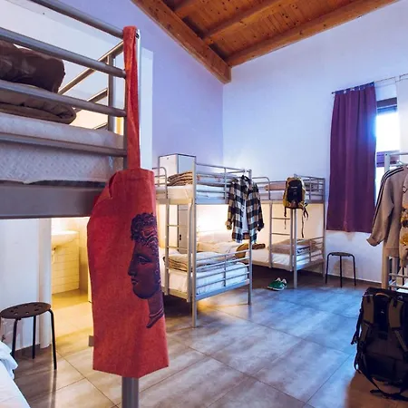 Lol Hostel Siracusa-3